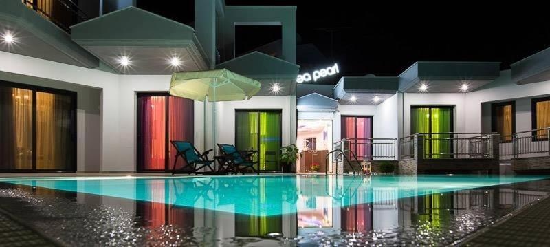 Sea Pearl Luxury Apartments Nea Vrasna Ngoại thất bức ảnh