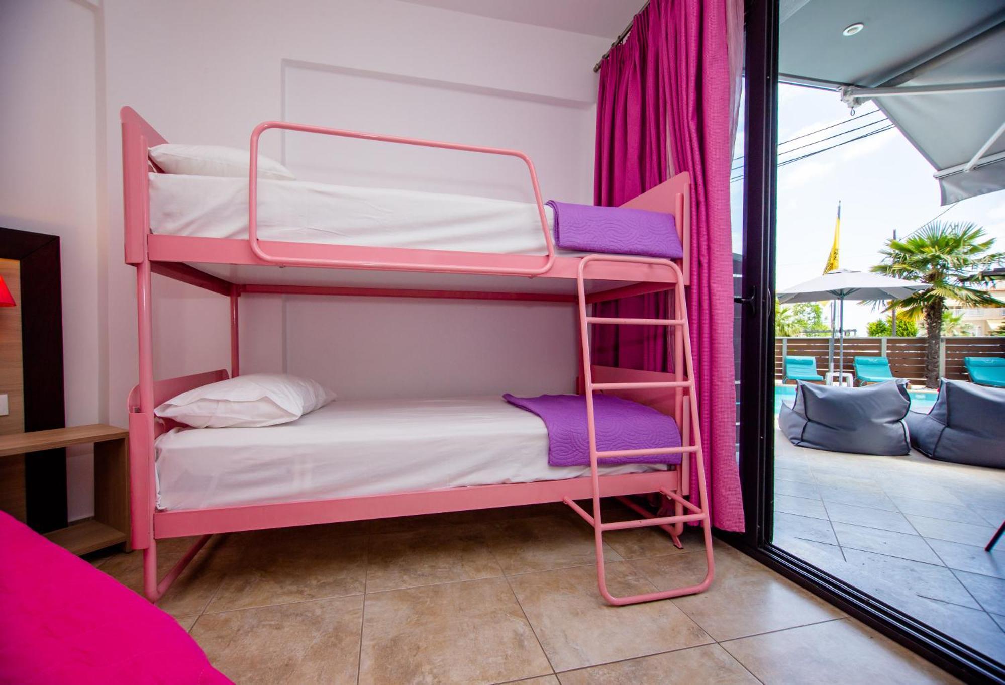 Sea Pearl Luxury Apartments Nea Vrasna Ngoại thất bức ảnh