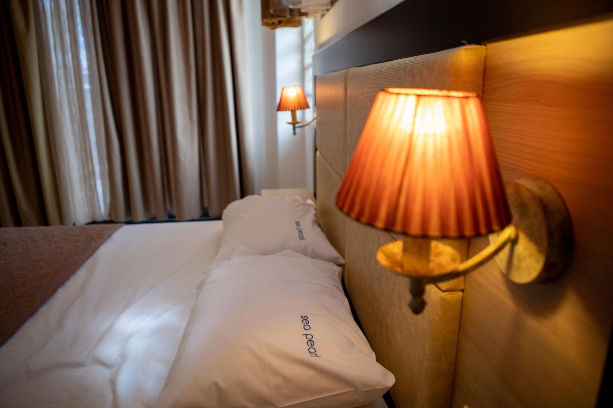 Sea Pearl Luxury Apartments Nea Vrasna Ngoại thất bức ảnh