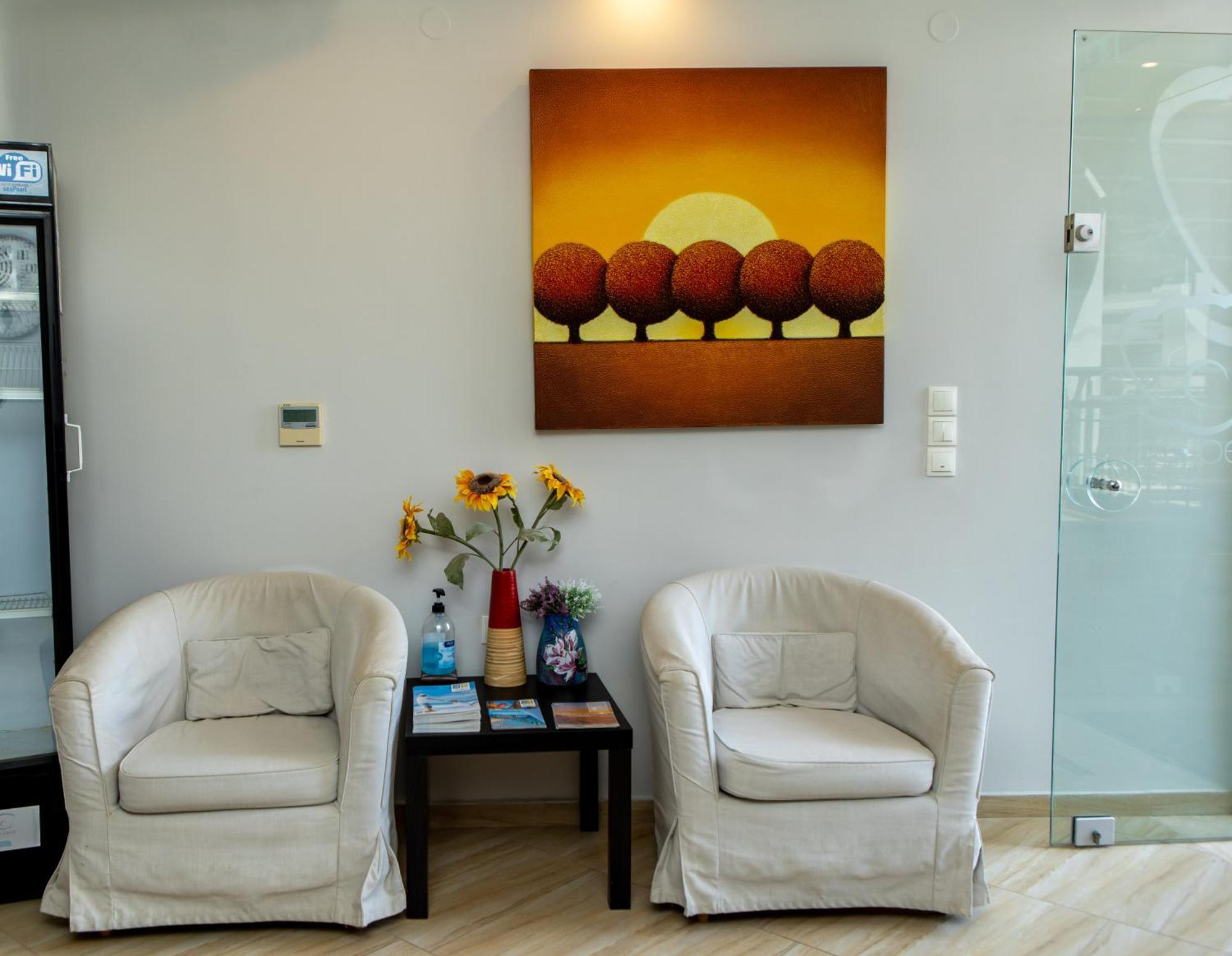 Sea Pearl Luxury Apartments Nea Vrasna Ngoại thất bức ảnh