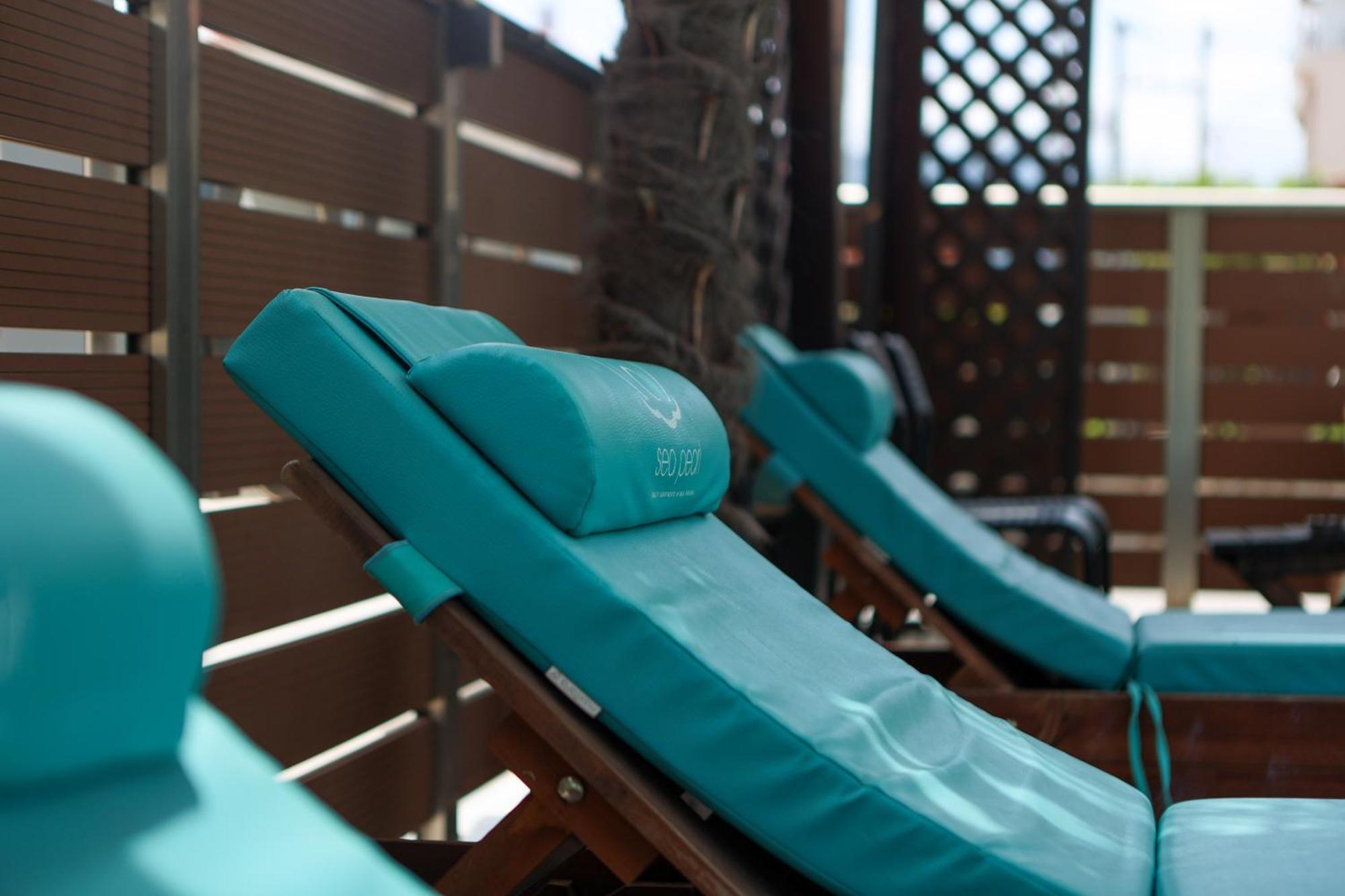 Sea Pearl Luxury Apartments Nea Vrasna Ngoại thất bức ảnh
